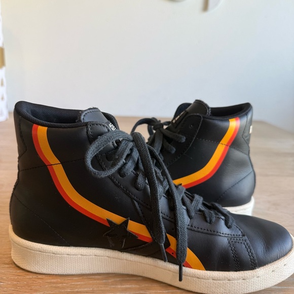 Converse Black and Tan Sneakers - Picture 8 of 8